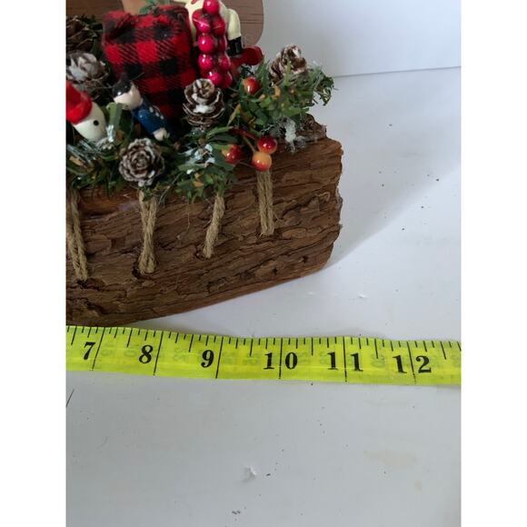 Rustic Canoeing Santa with Toys Tree Cabin Christmas Decor - Picture 11 of 11